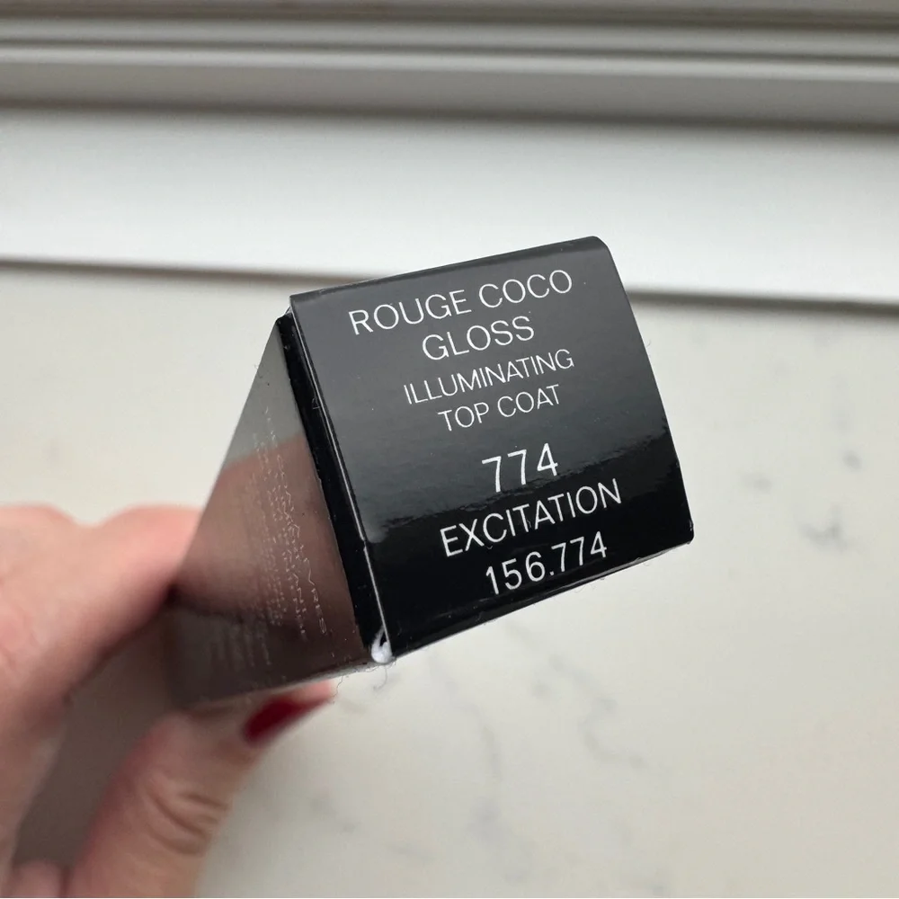 CHANEL Rouge Coco Gloss 774 - EXCITATION